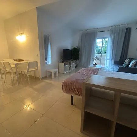 Apartment Deluxe En Benalbeach By Benalnova *